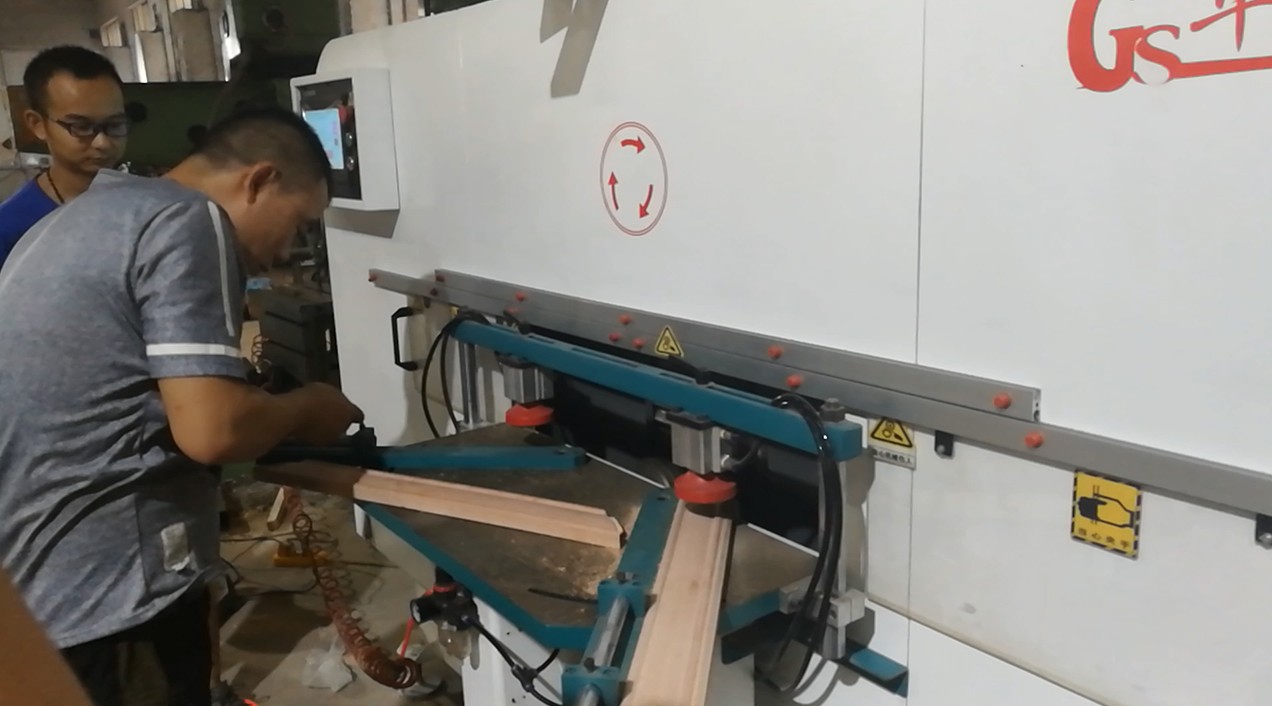 數控榫頭機和數控卯榫機有什么區別?
