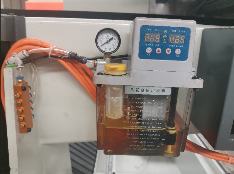 四工序開料機注油系統